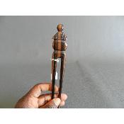 Pic à cheveux bois sculpté case Africaine à 2 dents ébène 