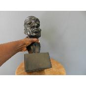 Sculpture Virile Tête réaliste masculine africaine contemporain, 33 cm 12.99"