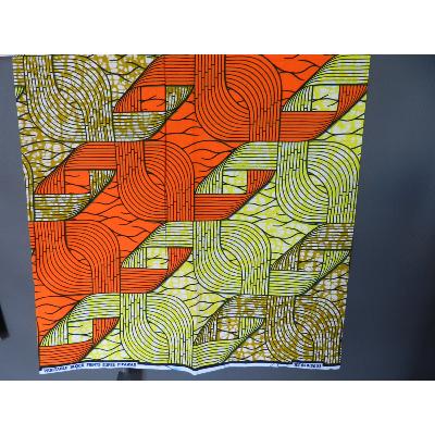 Tissu wax Africain orange géométrique coton imprimé 180 cm sur 110 cm 
